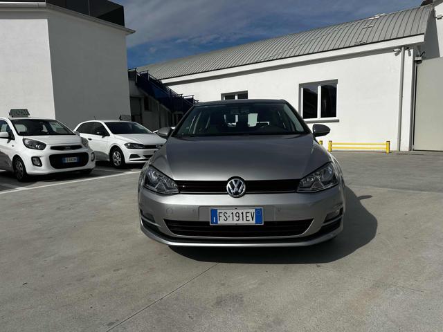 VOLKSWAGEN Golf usata, con Airbag