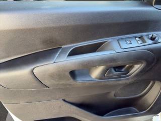 OPEL Combo usata, con Sensore di pioggia