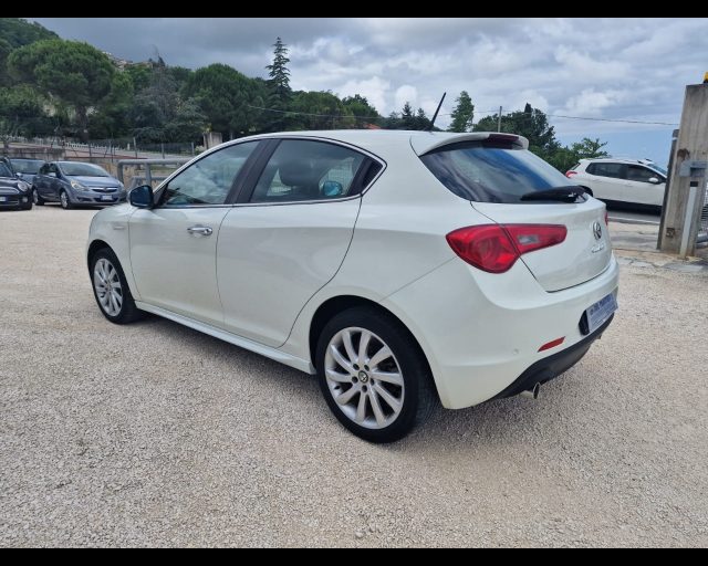 ALFA ROMEO Giulietta usata, con Fendinebbia