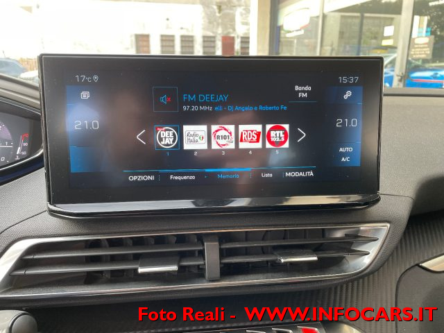 PEUGEOT 3008 usata, con Isofix
