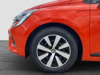 RENAULT Clio usata 14