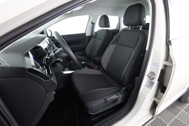 VOLKSWAGEN Taigo usata 2
