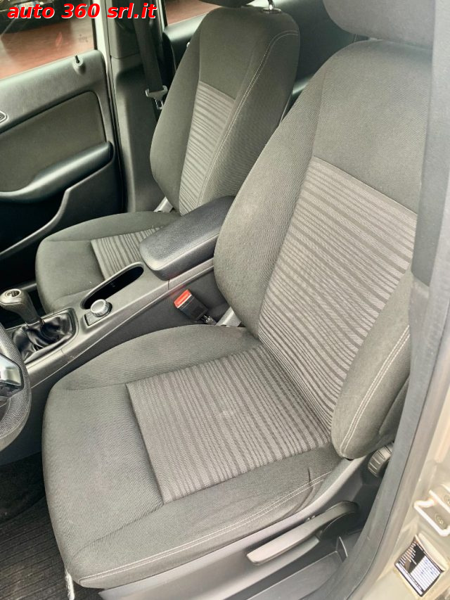 MERCEDES-BENZ B 180 usata, con Controllo trazione