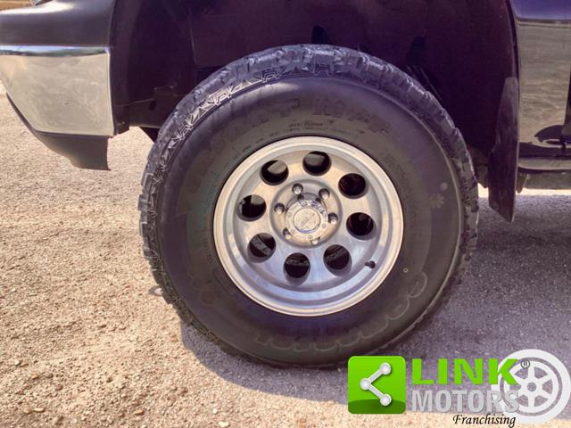 CHEVROLET Silverado usata, con Hill holder