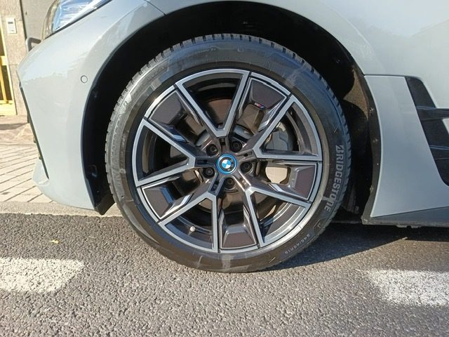 BMW i4 usata, con Alzacristalli elettrici