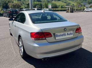 BMW 330 usata, con Alzacristalli elettrici