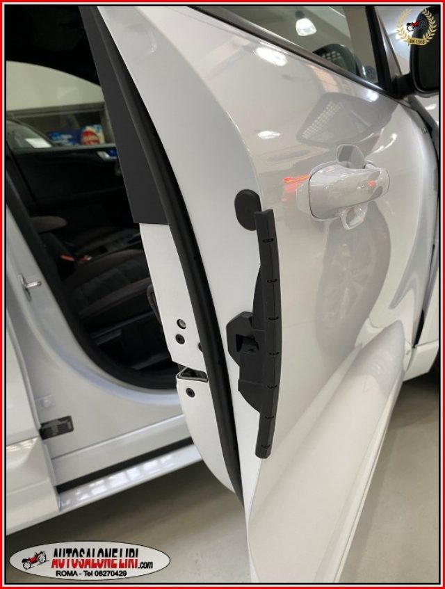 FORD Kuga usata, con USB