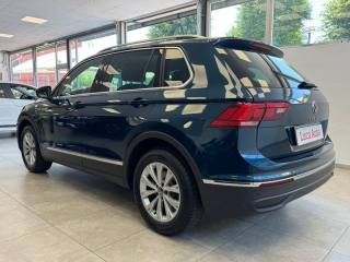 VOLKSWAGEN Tiguan usata, con Autoradio