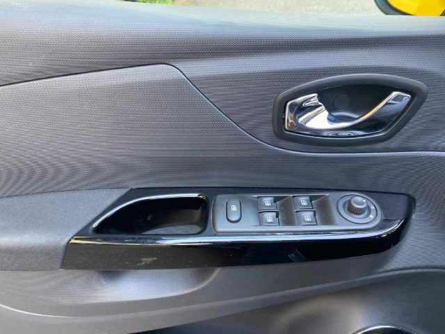RENAULT Captur usata, con Chiusura centralizzata