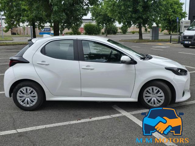 TOYOTA Yaris usata, con Alzacristalli elettrici