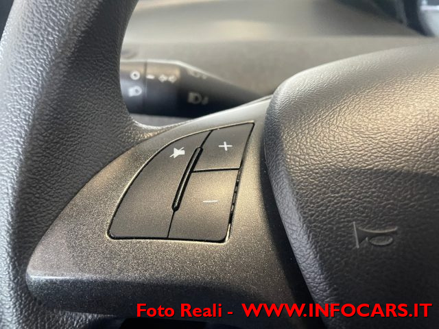 LANCIA Ypsilon usata, con Luci diurne
