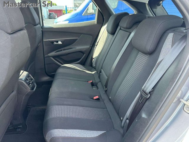 PEUGEOT 3008 usata, con Park Distance Control