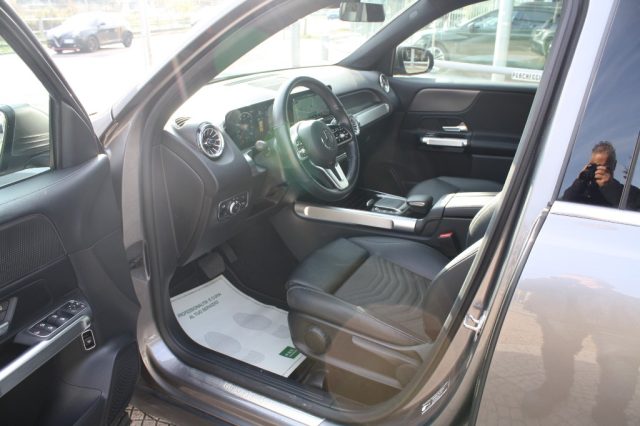MERCEDES-BENZ GLB 180 usata, con Servosterzo