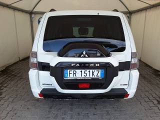 MITSUBISHI Pajero usata, con Fari Xenon