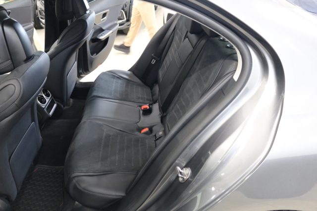 MERCEDES-BENZ C 220 usata 24