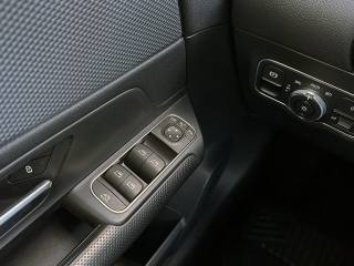 MERCEDES-BENZ GLA 200 usata, con Climatizzatore