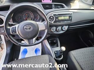 TOYOTA Yaris usata 15