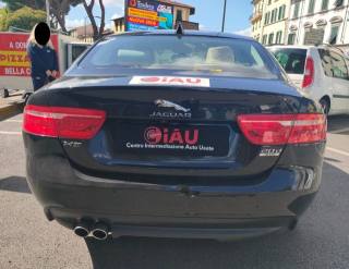 JAGUAR XE usata, con Autoradio