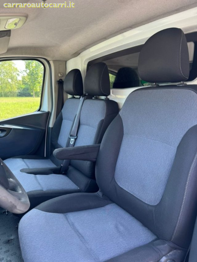 OPEL Vivaro usata, con Volante in pelle