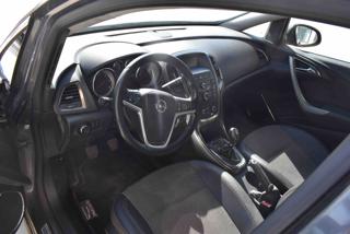 OPEL Astra usata, con Autoradio