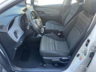 TOYOTA Yaris usata, con Fendinebbia