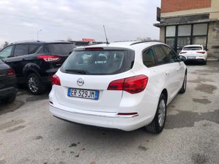 OPEL Astra usata, con Autoradio