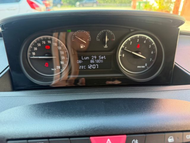 LANCIA Ypsilon usata, con ESP