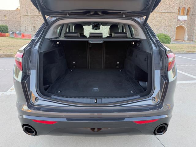 ALFA ROMEO Stelvio usata, con Touch screen