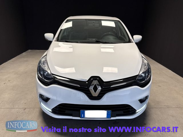 RENAULT Clio usata, con Luci diurne LED
