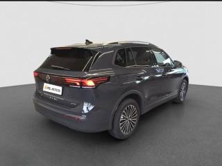 VOLKSWAGEN Tiguan usata, con Airbag