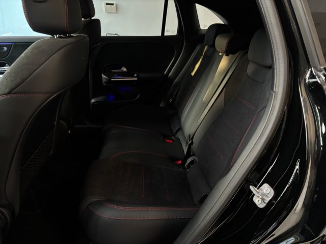 MERCEDES-BENZ GLA 200 usata, con Fari direzionali