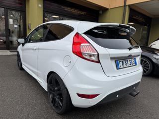 FORD Fiesta usata, con Controllo automatico clima
