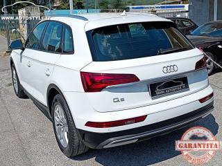AUDI Q5 usata, con Sensori di parcheggio anteriori