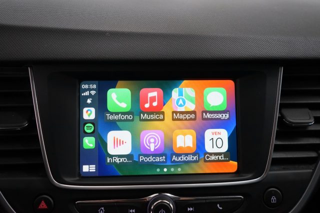 OPEL Crossland X usata, con USB