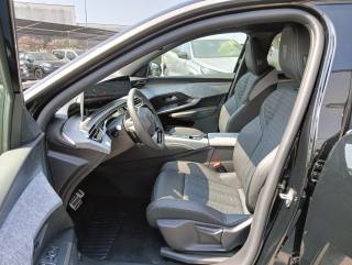 PEUGEOT 5008 usata, con Boardcomputer