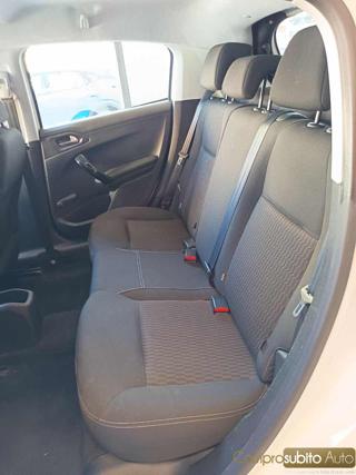 PEUGEOT 208 usata, con Servosterzo
