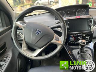 LANCIA Ypsilon usata, con Autoradio