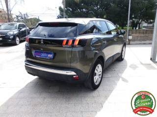 PEUGEOT 3008 usata, con Boardcomputer