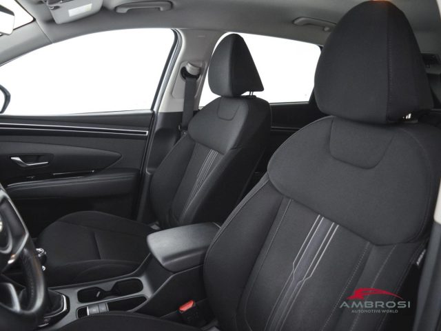 HYUNDAI Tucson usata 8
