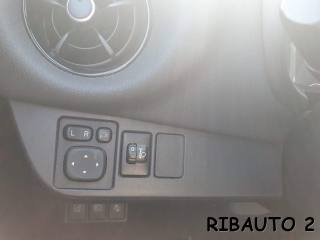 TOYOTA Yaris usata, con Boardcomputer