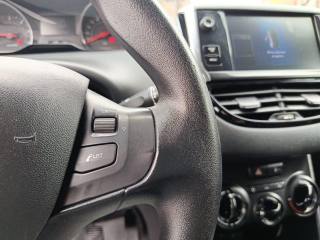 PEUGEOT 208 usata, con Climatizzatore