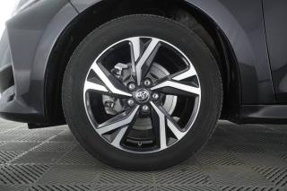 TOYOTA Yaris usata 8