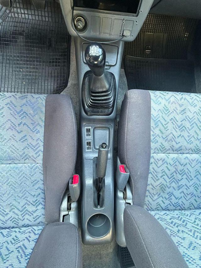 TOYOTA RAV 4 usata, con Autoradio