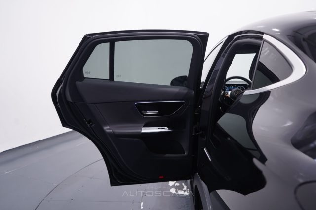MERCEDES-BENZ GLC 220 usata, con Autoradio digitale