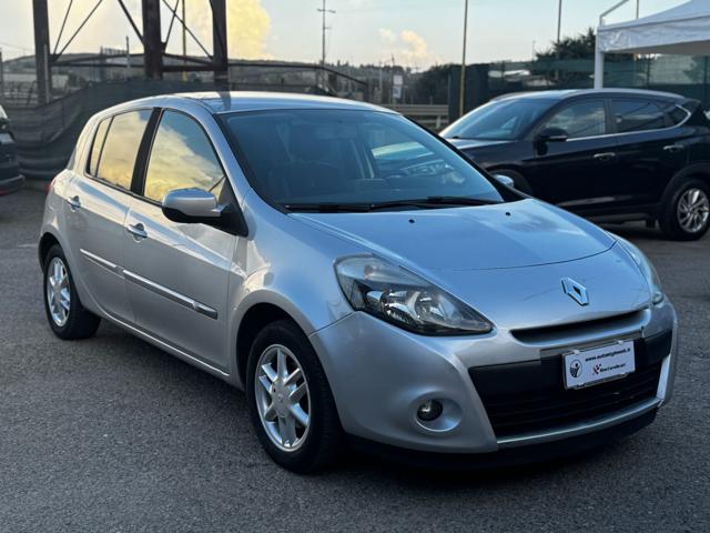 RENAULT Clio usata, con Alzacristalli elettrici