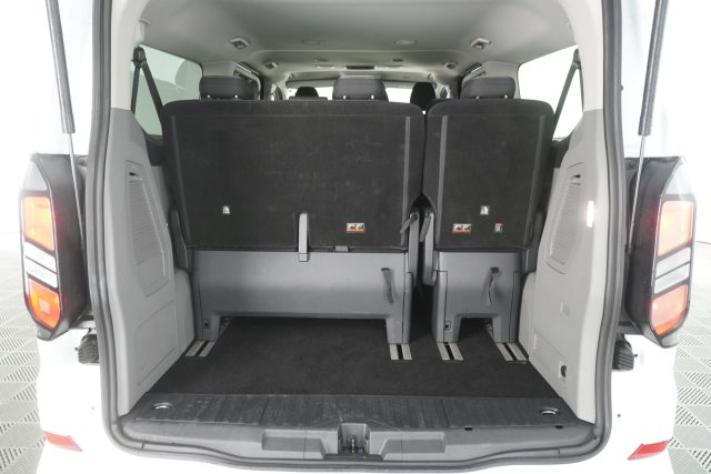 FORD Tourneo Custom usata 12
