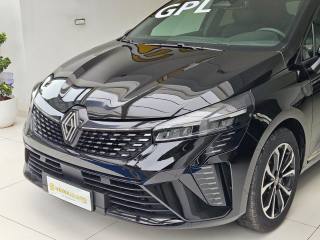 RENAULT Clio usata, con Airbag