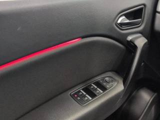 RENAULT Captur usata, con Bracciolo