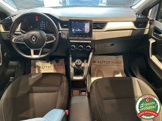RENAULT Captur usata, con Autoradio