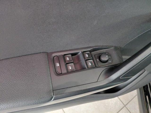 SEAT Arona usata, con Bracciolo